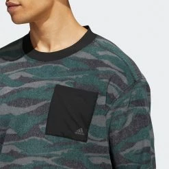 Adidas Texture Print Crew Golf Sweater -Golf Clothing Shop Adidas AW22 Texture Print Crewneck HF6523 SWADI320 Black Grey Six Shadow Green Model 2