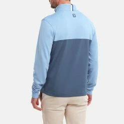 FootJoy Colour Blocked Chill-Out 1/2 Zip Golf Pullover 11 FootJoy Colour Blocked Chill-Out 1/2 Zip Golf Pullover -Golf Clothing Shop FootJoy SS22 Colour Blocked Chill Out 1 2 Zip Golf Sweater Dusk Blue Ink 88402 model 3