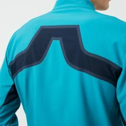 Jlindeberg J.Lindeberg KV Hybrid Golf Wind Jacket -Golf Clothing Shop J.Lindeberg AW22 KV Hybrid Jacket GMOW05623 0191 WTLIN040 S Enamel Blue Model 2
