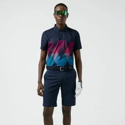 Jlindeberg J.Lindeberg Active Argyle Golf Shorts -Golf Clothing Shop J.Lindeberg SS22 Active Argyl Golf Short P1345071 Navy Model 1