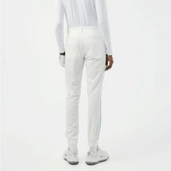Jlindeberg J.Lindeberg Rick Cuff Jogger Golf Trouser -Golf Clothing Shop J.Lindeberg SS22 Rick Golf Trouser White GMPA06302 0000 Code TRLIN026 34 W 32 Leg Model 2