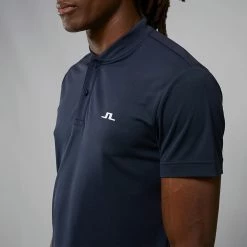 Jlindeberg J.Lindeberg Bode Golf Polo Shirt -Golf Clothing Shop J.Lindeberg GMJT06478 6855 M Bode Regular Fit Polo SHLIN162 JL Navy Model 2