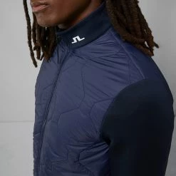 Jlindeberg J.Lindeberg Quilt Hybrid Thermal Golf Wind Jacket -Golf Clothing Shop J.Lindenberg Quilt Hybrid Jacket AMOW07063 6855 WTLIN045 JL Navy Model 2