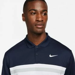 Nike Dry Victory Colourblock Golf Polo Shirt -Golf Clothing Shop Nike SS22 Dry Victory Colourblock Golf Polo Shirt DH0845 451 M Obsidian White Smoke Grey Model 2