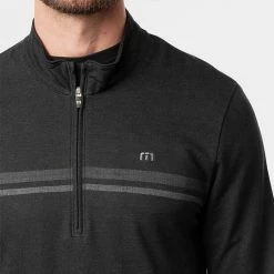 TravisMathew Hot Cocoa 1/2 Zip Golf Sweater 10 TravisMathew Hot Cocoa 1/2 Zip Golf Sweater -Golf Clothing Shop Travis Mathew AW21 Hot Cocoa Sweater 1MV370 0BSH Code SWTRA012 M Black Sharkskin Model 2