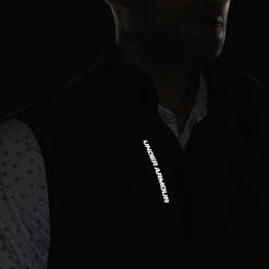 Underarmour Under Armour Storm Daytona 1/2 Zip Golf Vest -Golf Clothing Shop Under Armour AW22 Storm Daytona Vest Wind Top 1373408 001 WTUND090 Black Black Reflective Model 2